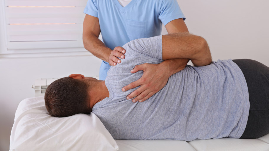 Chiropractic Adjustments in Des Moines, IA